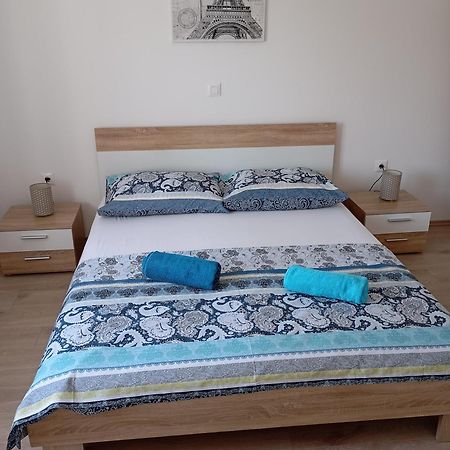 דירות אומיסאליי House Daniela מראה חיצוני תמונה